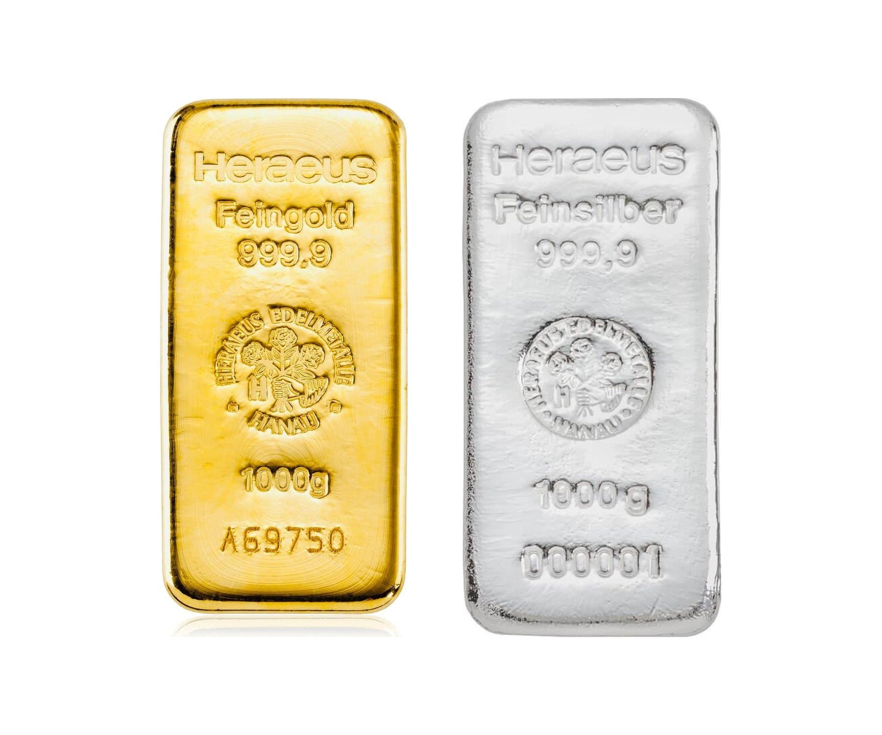 Goldbarren und Silberbarren nebeneinander